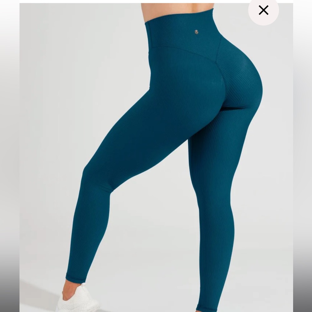 Buffbunny Material Girls Legging: Nile